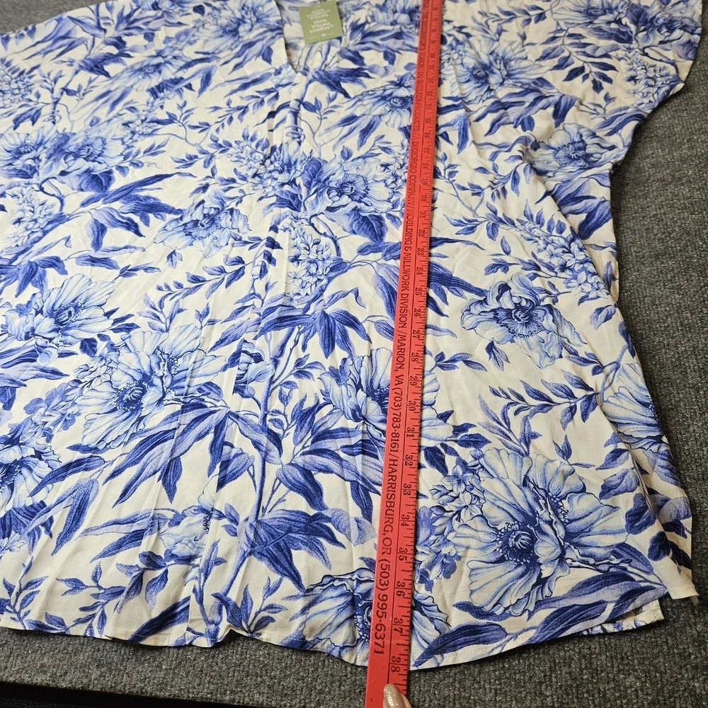 NWT H M Swim Cover Up‎ Blue Floral Delft Size Medium Large Vneck Resort Poolside